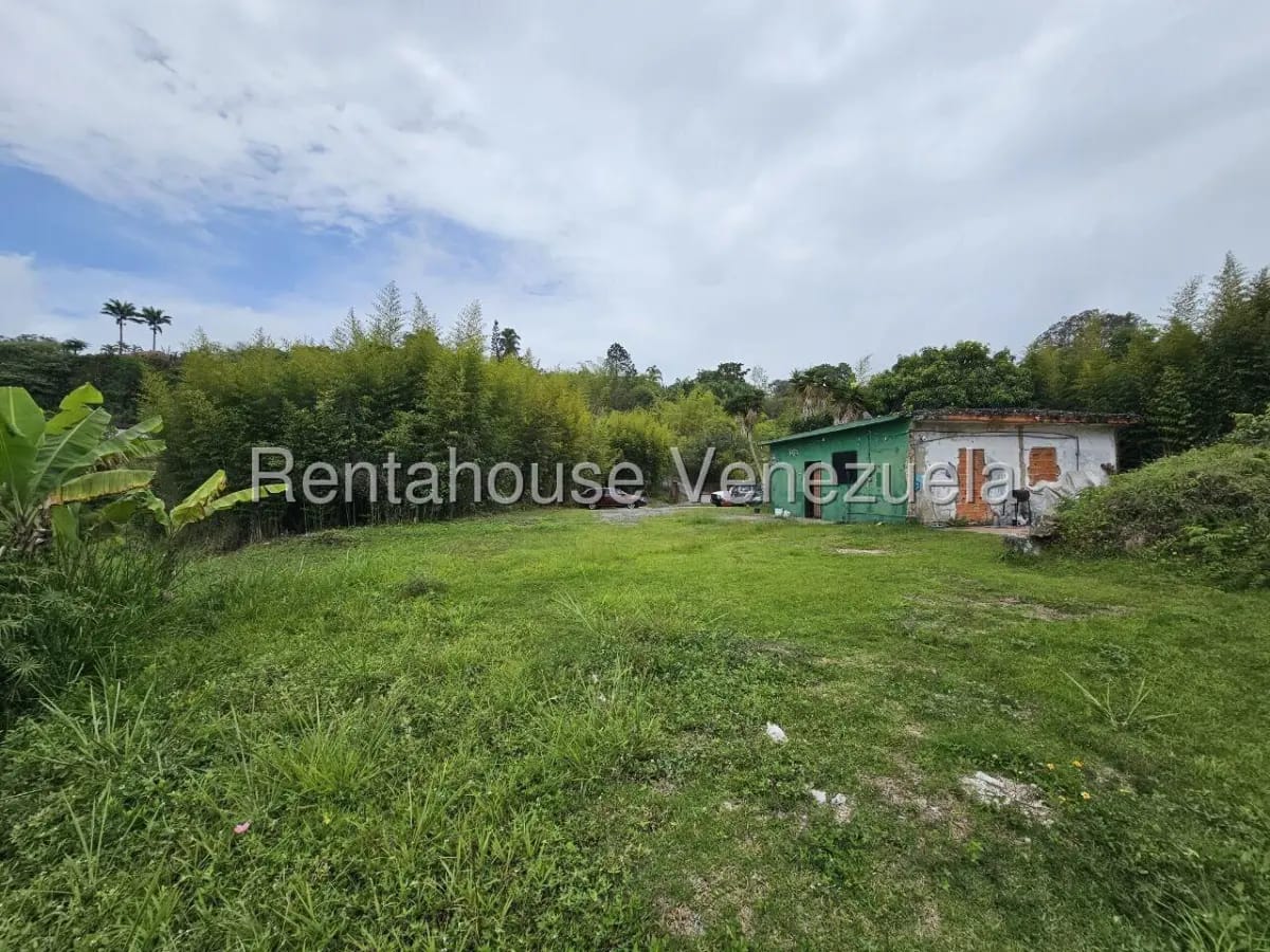 Exclusivo Terreno En Venta Urb. Alto Hatillo, Caracas. Precio de Oportunidad Zona Priviligiada - 11