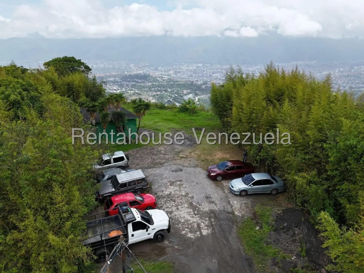 Exclusivo Terreno En Venta Urb. Alto Hatillo, Caracas. Precio de Oportunidad Zona Priviligiada - 13