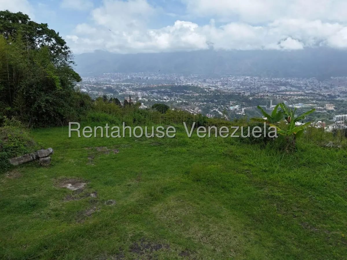 Exclusivo Terreno En Venta Urb. Alto Hatillo, Caracas. Precio de Oportunidad Zona Priviligiada - 14