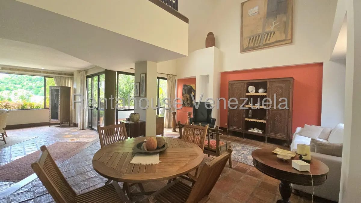 Bello y Amplio Apartamento Tipo PH en Venta San Roman, Caracas. Calle Privado - 5