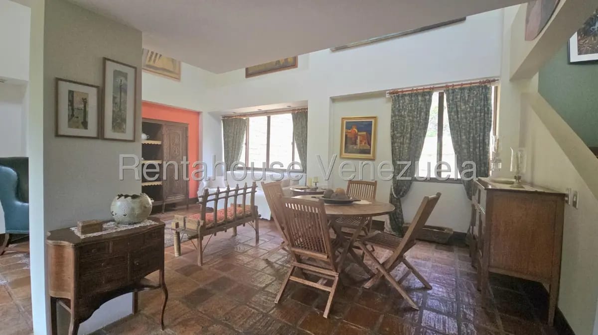 Bello y Amplio Apartamento Tipo PH en Venta San Roman, Caracas. Calle Privado - 7