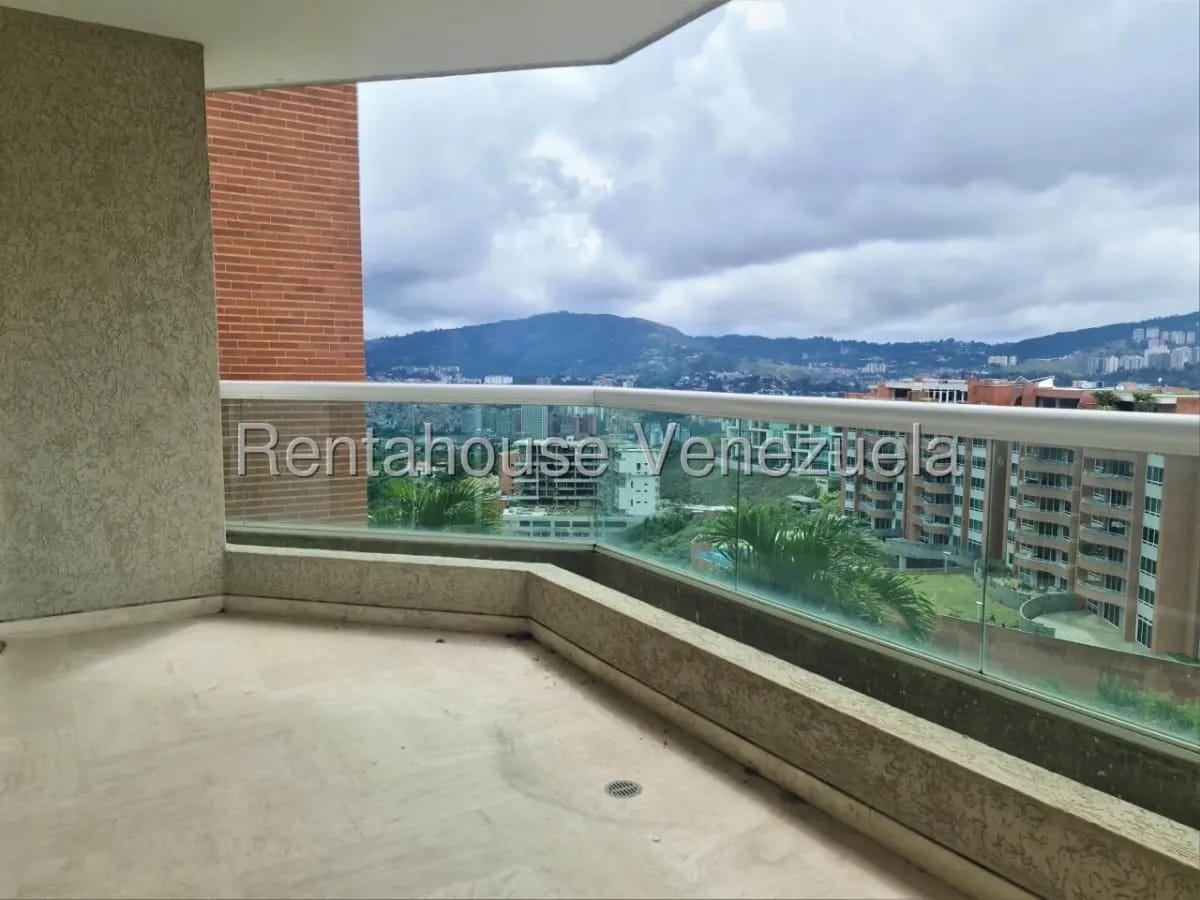Extraordenario Apartamento a Estrenar En Venta, Mirador de Los Campitos / Valle Arriba - 3