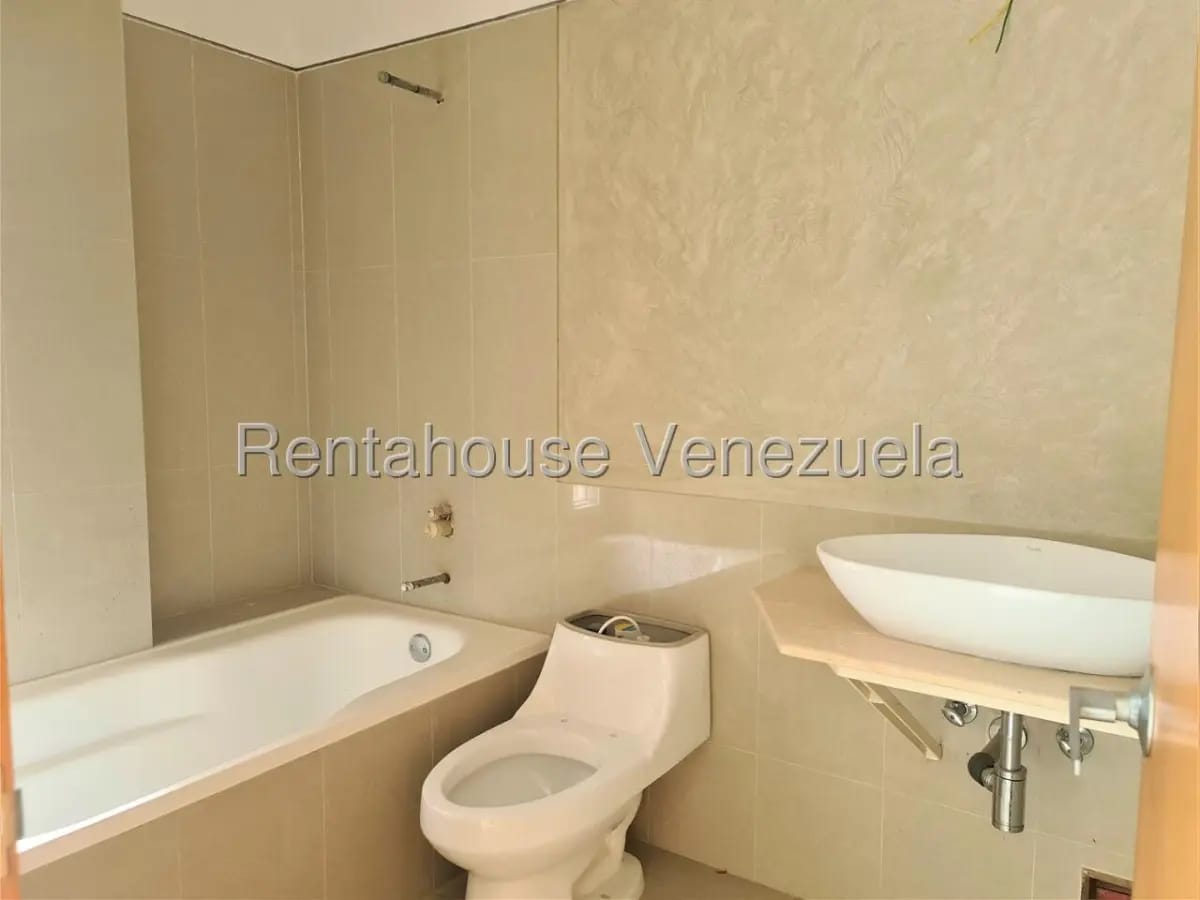 Extraordenario Apartamento a Estrenar En Venta, Mirador de Los Campitos / Valle Arriba - 16