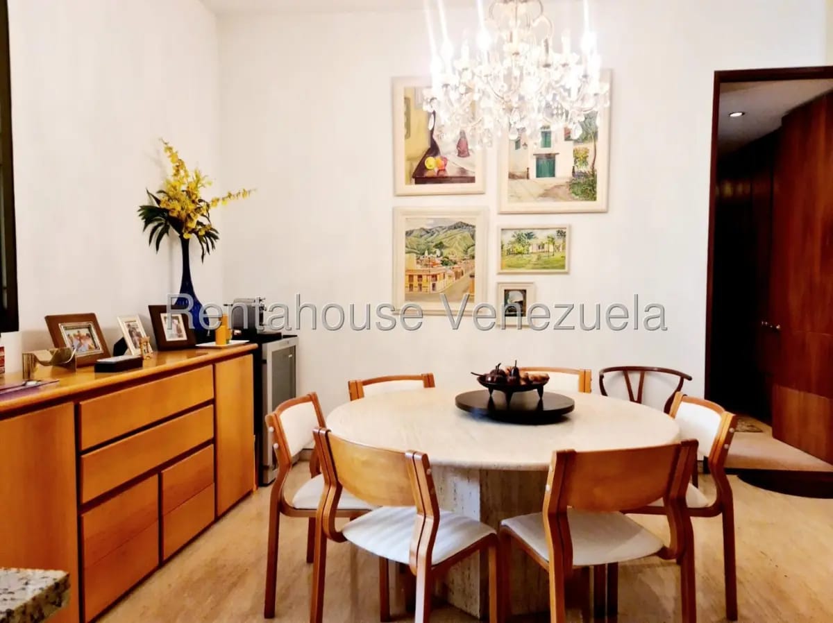 Bello y Amplio Apartamento en Venta Altamira, con gran jardin y propia piscina. - 9