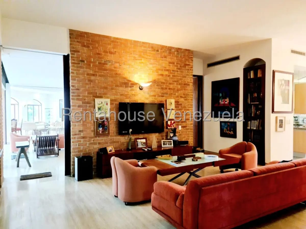 Bello y Amplio Apartamento en Venta Altamira, con gran jardin y propia piscina. - 10