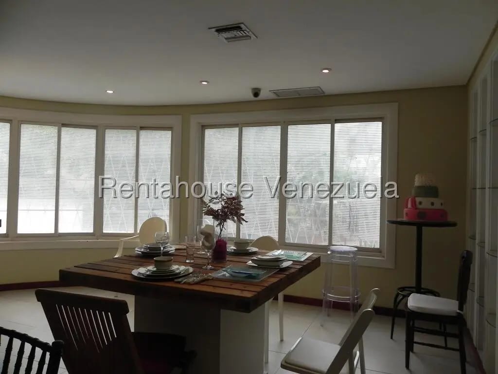 Extraordinaria Agencia de Festejo En Venta San Bernardino, Caracas - 17