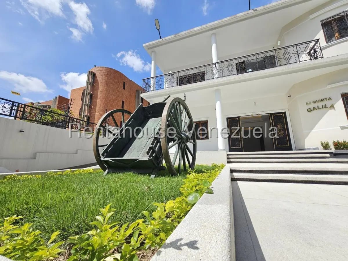 Extraordinario Propiedad Comercial En Venta San Bernardino, Caracas, Con Amplio Jardín - 5