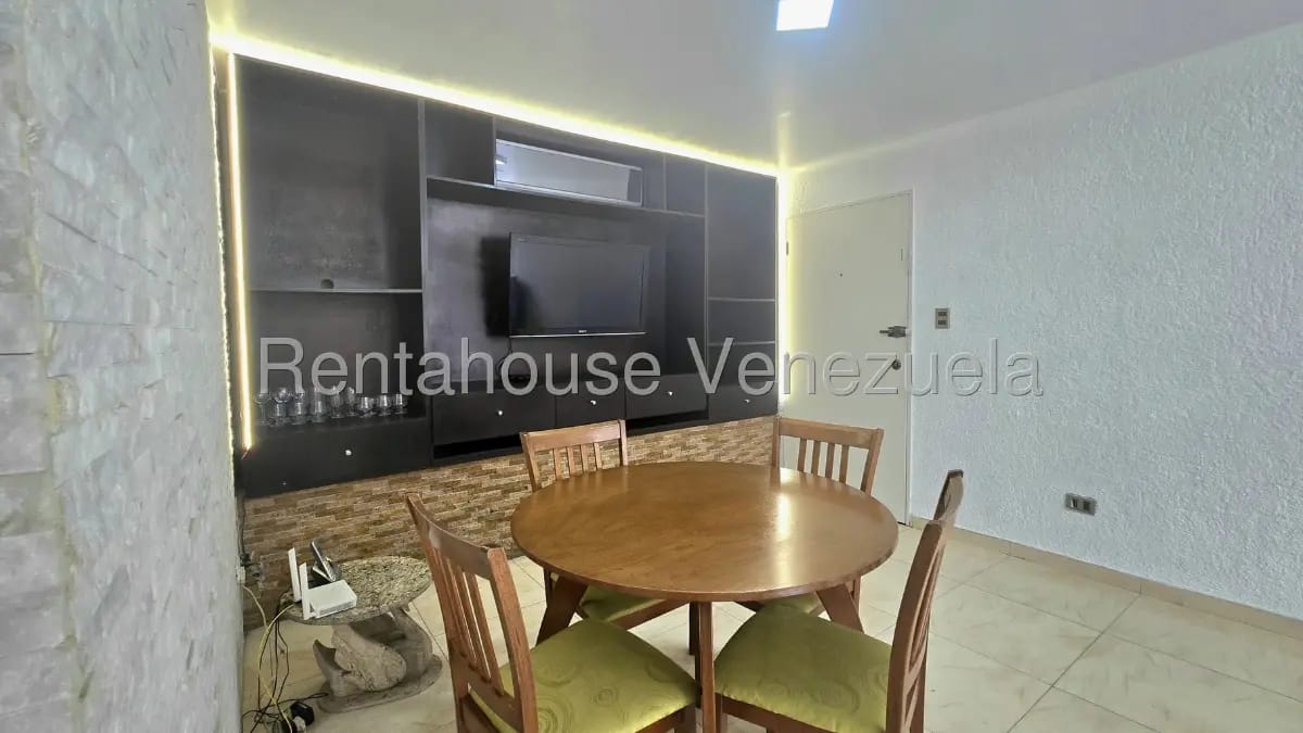 Excelente y Cómodo Apartamento en Venta Santa Paula, Caracas - 3