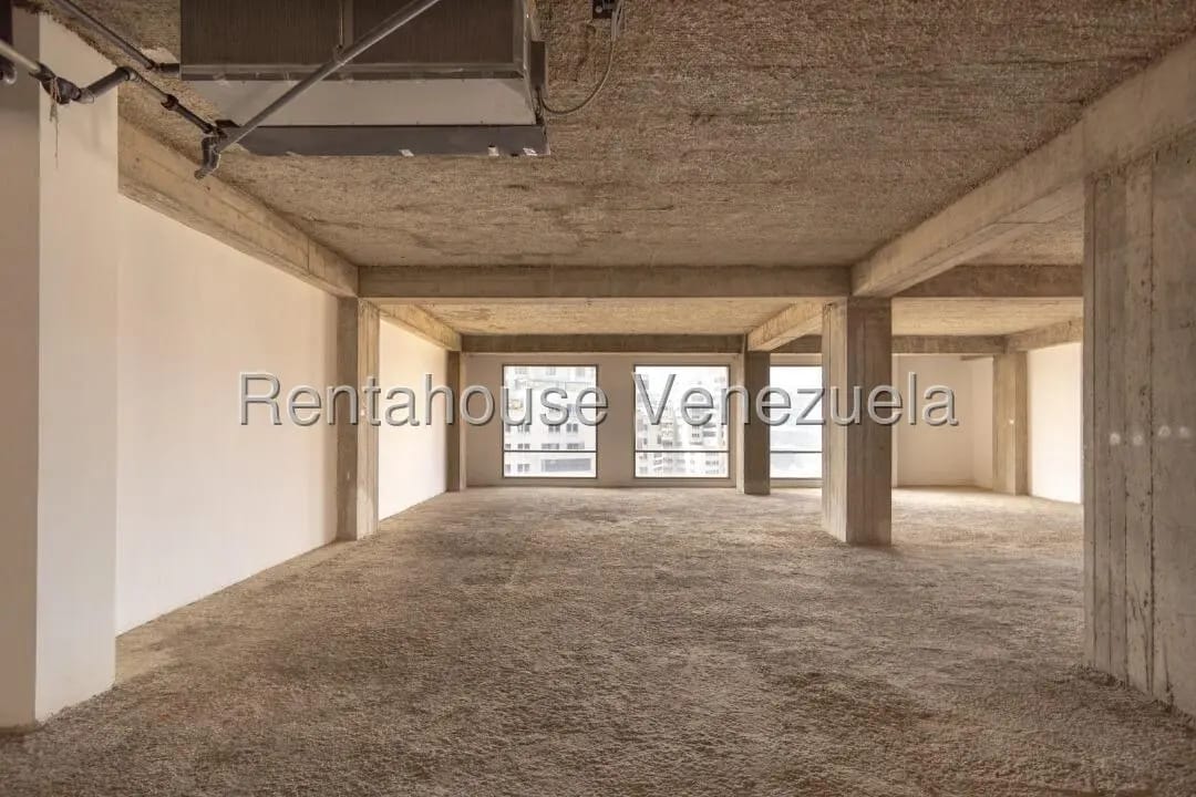 Gran Oficina En Torre Corporativa En Aquiler a Estrenar en El Corazón de Chacao - 9