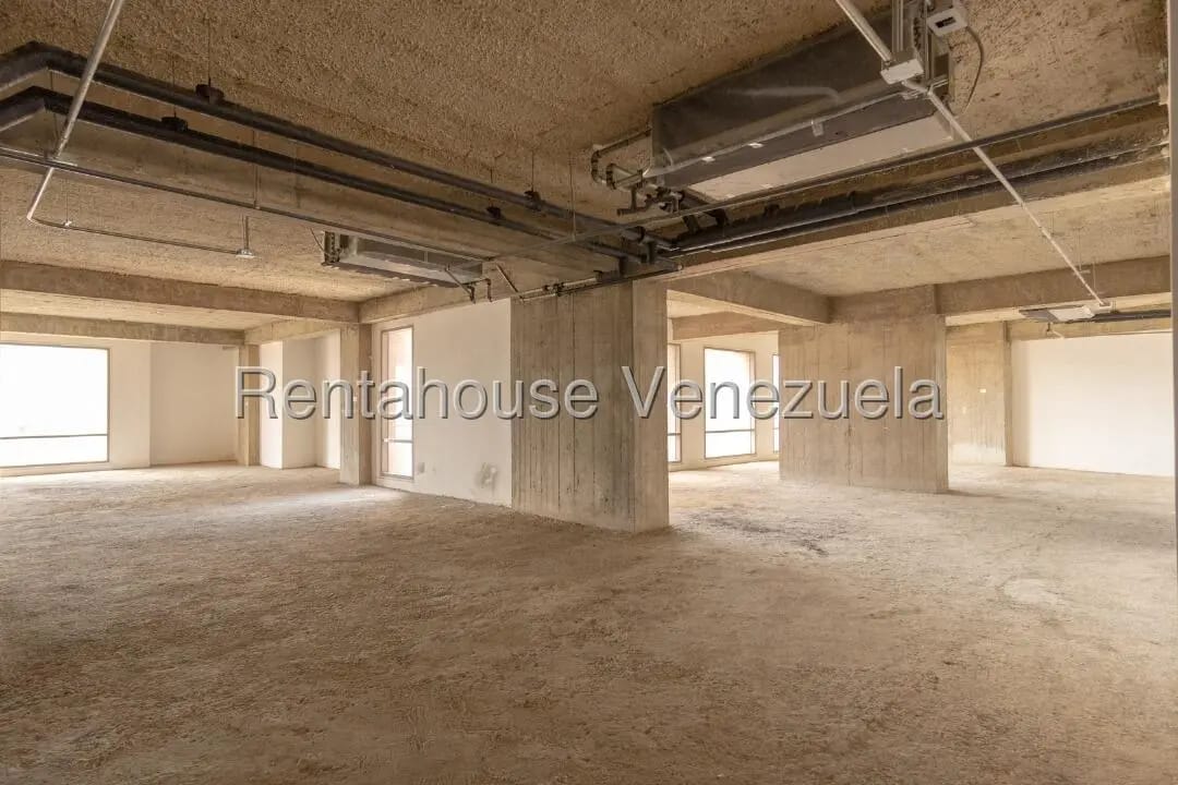 Gran Oficina En Torre Corporativa En Aquiler a Estrenar en El Corazón de Chacao - 15