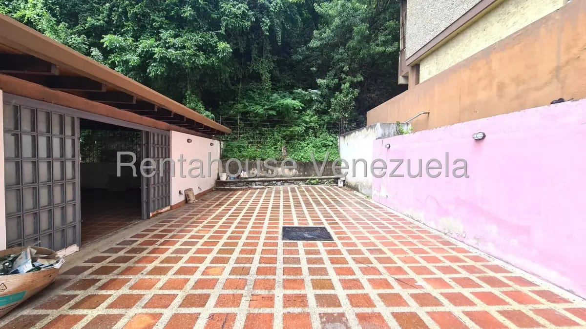 Excelente Apartamento en PB e Independiente al Edificio En Venta Chuao, Caracas - 12