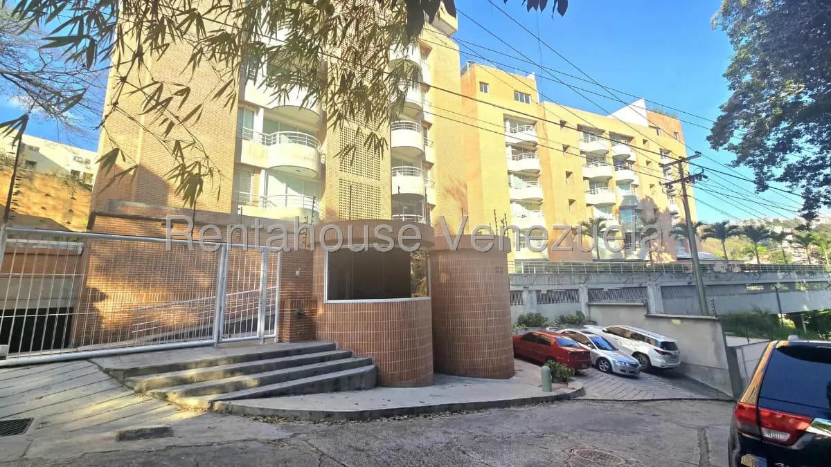 Lindo y Cómodo Apartamento En Venta Santa Fe Sur, Caracas