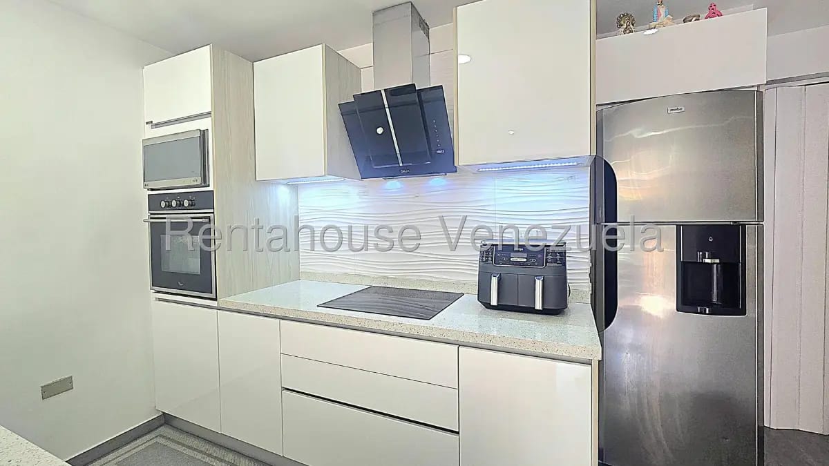 Lindo y Cómodo Apartamento En Venta Santa Fe Sur, Caracas - 9