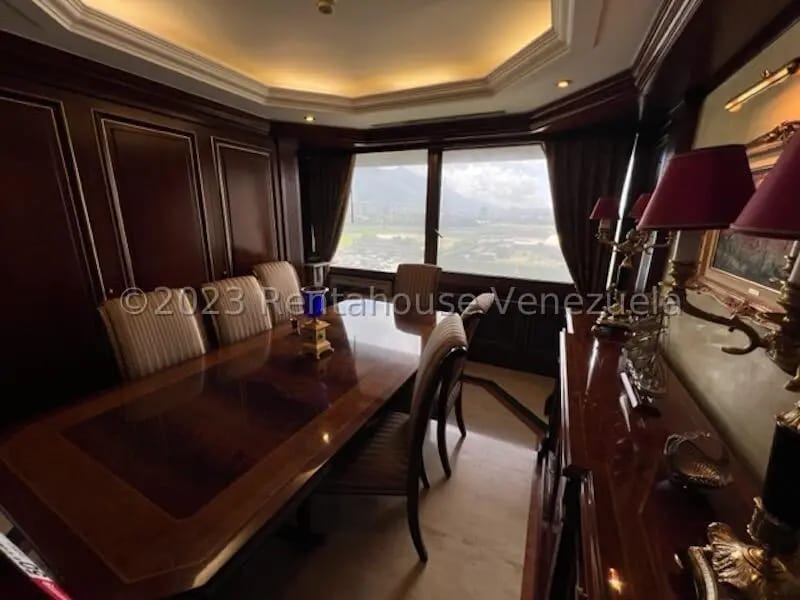 Extraordinaria Oficina Amoblada en Venta CCCT, Chuao Caracas - 12