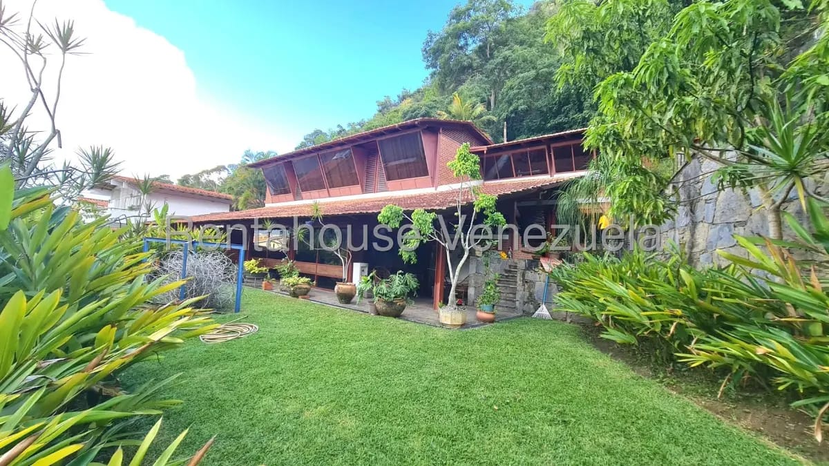 Bella y Acogedora Casa en Venta Colinas de Los Ruices, Caracas - 12