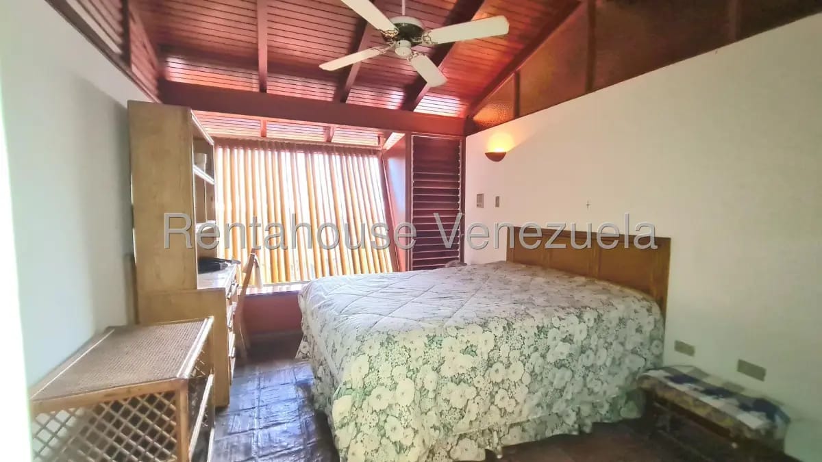 Bella y Acogedora Casa en Venta Colinas de Los Ruices, Caracas - 16