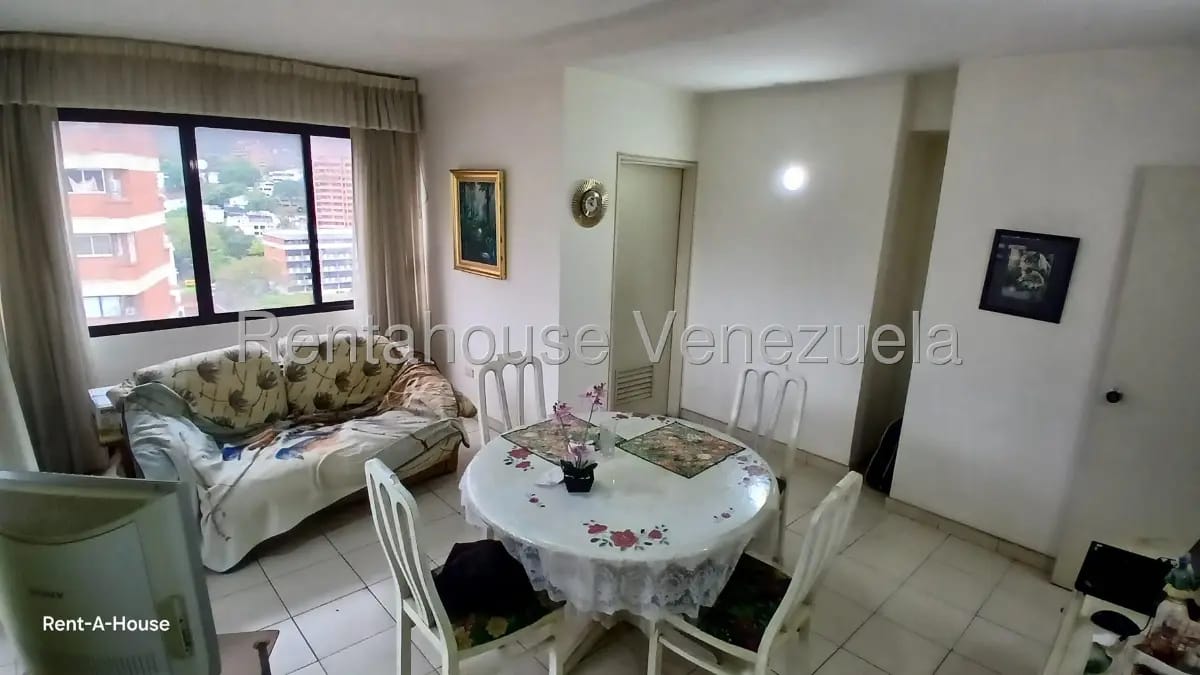Amplio Apartamento En Venta La Florida Caracas - 6