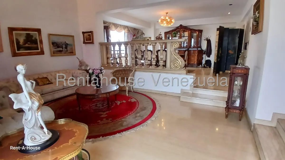 Amplio Apartamento En Venta La Florida Caracas - 12