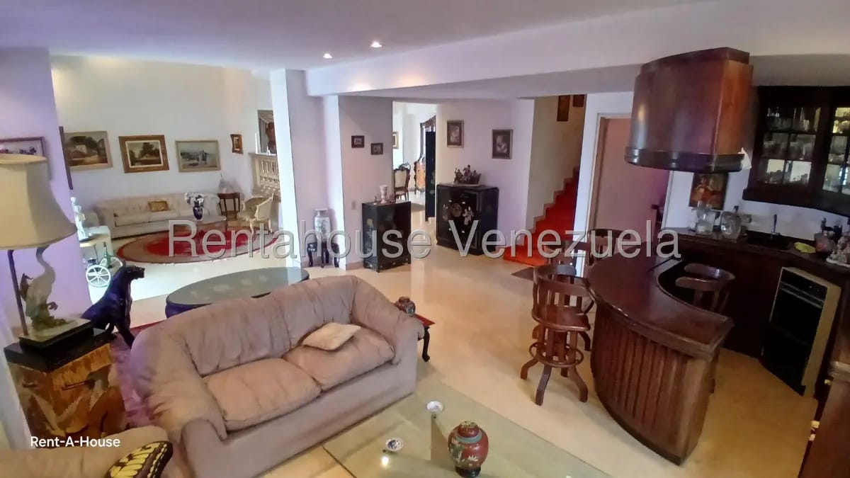 Amplio Apartamento En Venta La Florida Caracas - 18