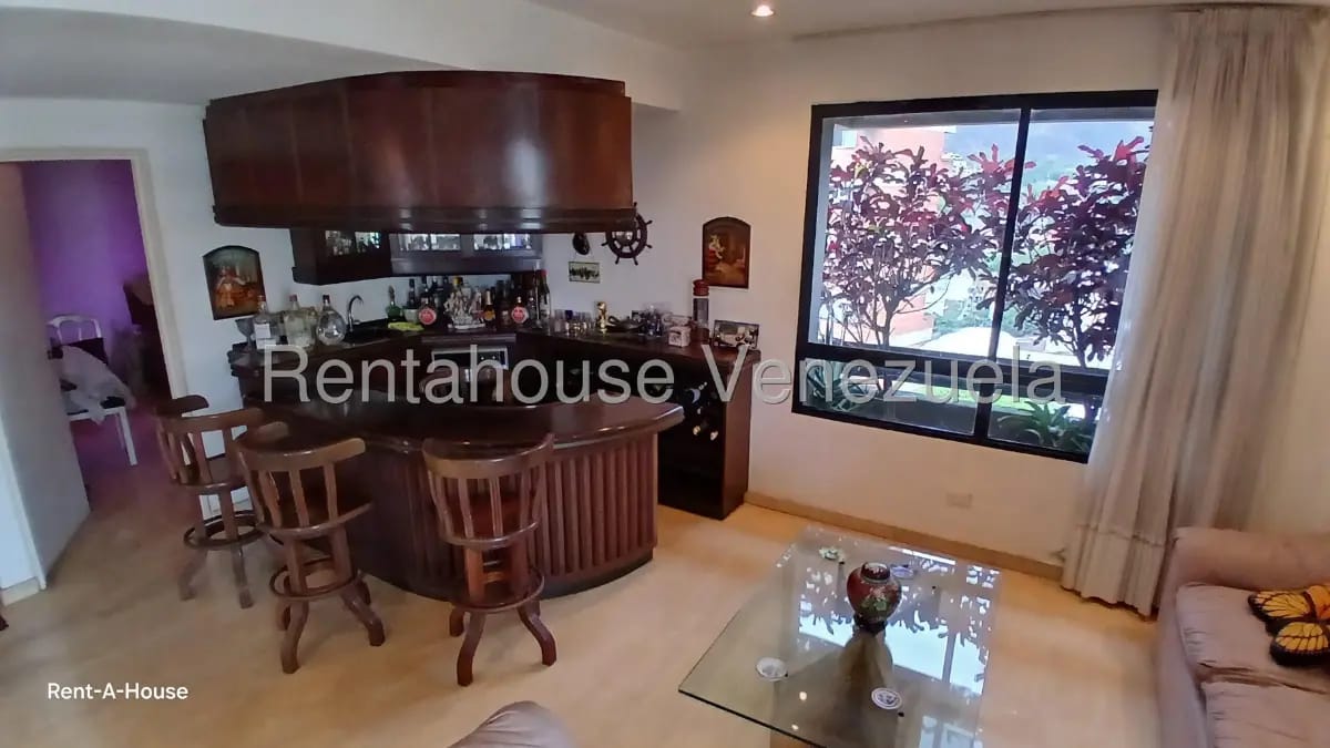 Amplio Apartamento En Venta La Florida Caracas - 19