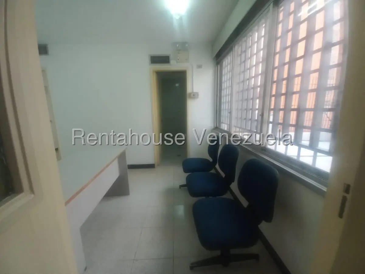 Oficina Remodelada En Alquiler En La Florida, Av. Libertador 26-18977 - 10