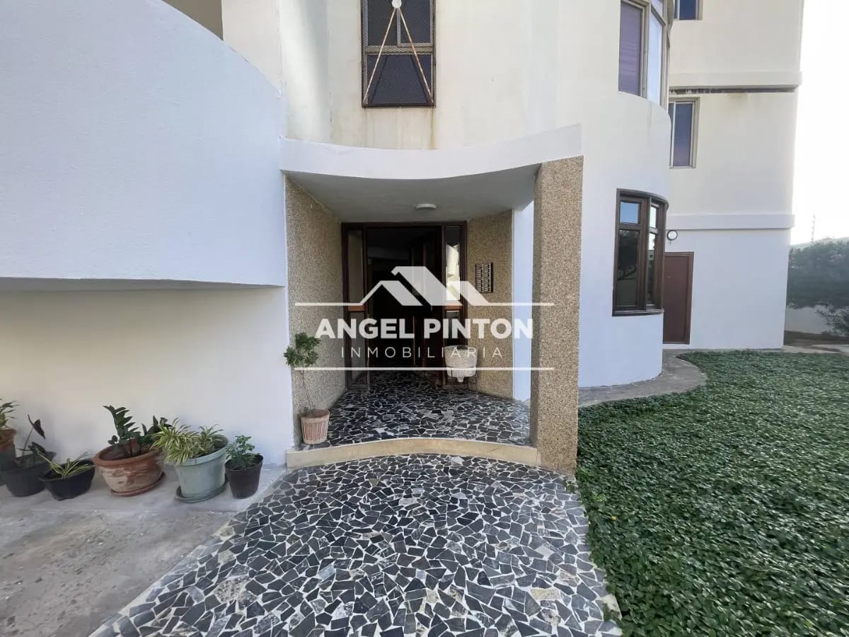 APARTAMENTO VENTA PARAISO MARACAIBO VENEZUELA API 260486
