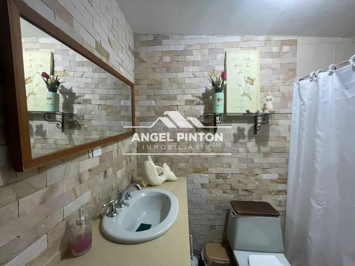 CASA VENTA FUNDACIÓN MENDOZA MARACAIBO VENEZUELA API9058 - 3