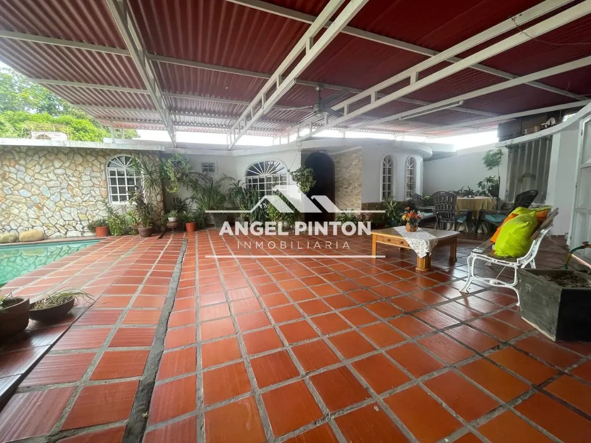 CASA VENTA FUNDACIÓN MENDOZA MARACAIBO VENEZUELA API9058 - 17