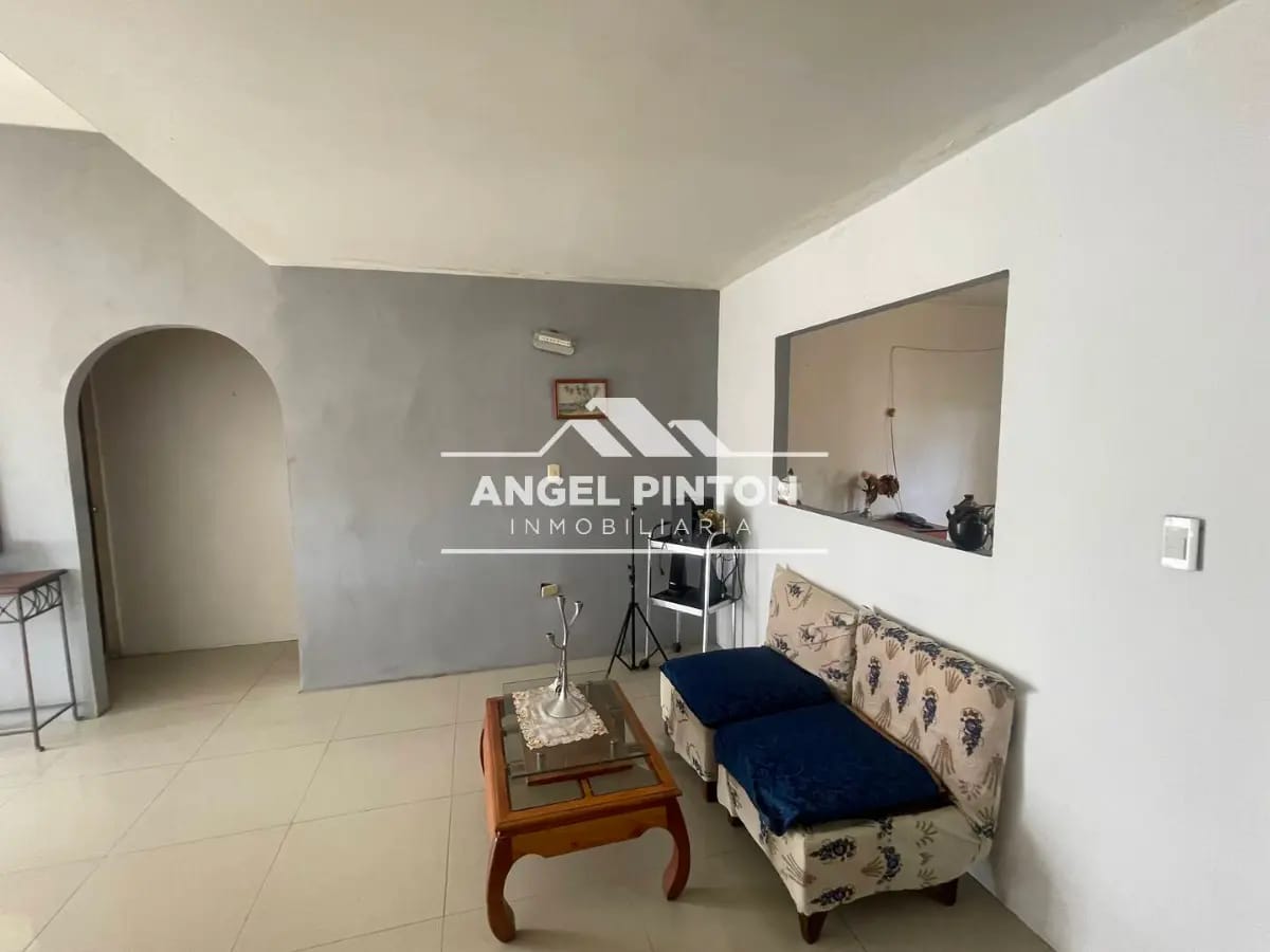 CASA EN VENTA ALTOS DE SOL AMADO MARACAIBO VENEZUELA API 8938 - 3