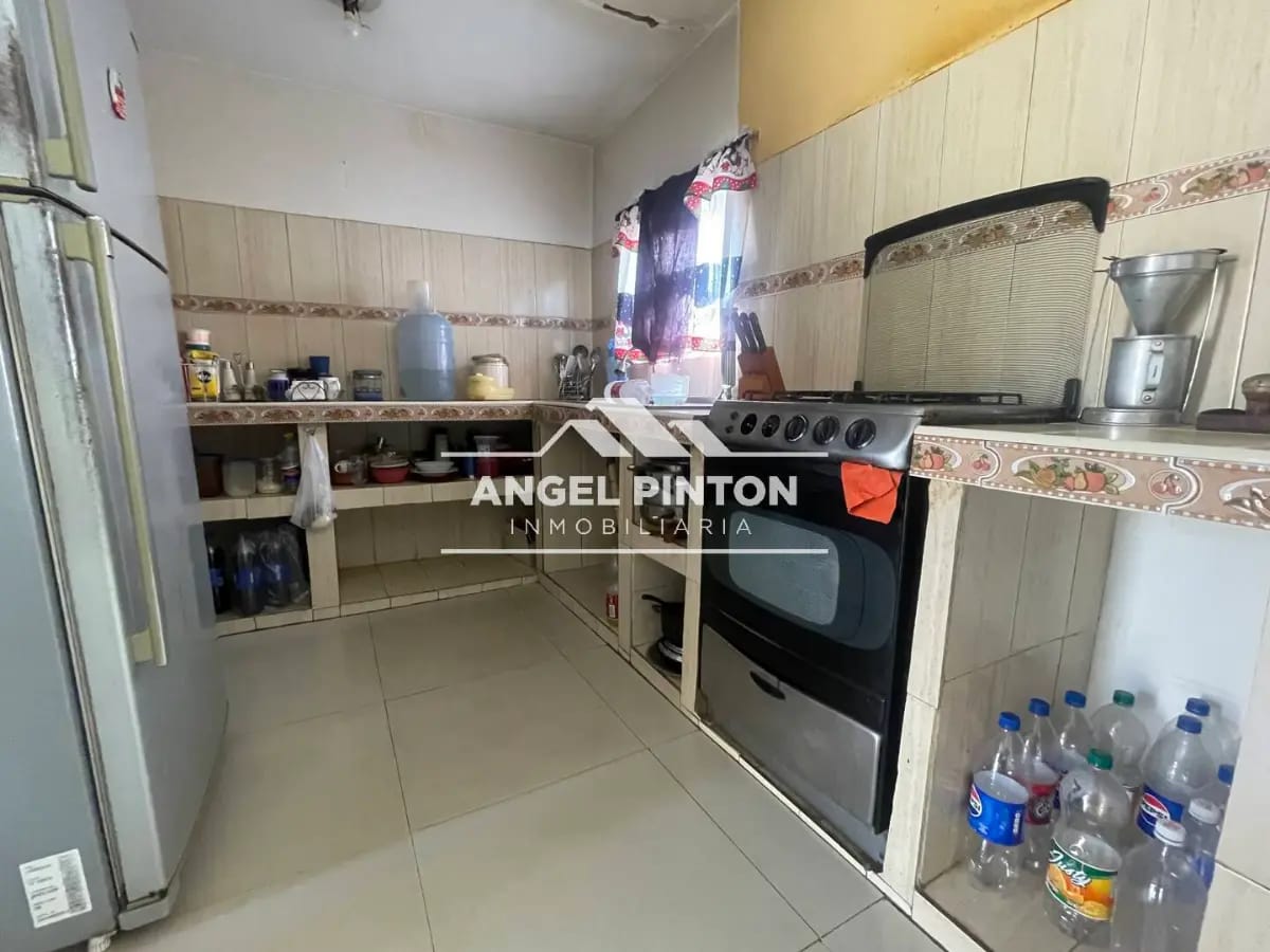 CASA EN VENTA ALTOS DE SOL AMADO MARACAIBO VENEZUELA API 8938 - 4