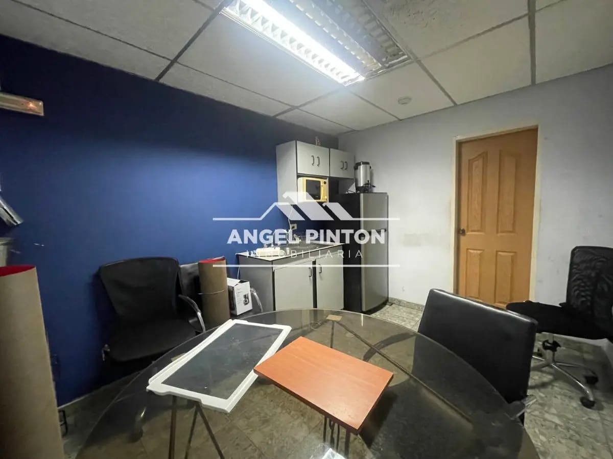 ALPÓN VENTA/ALQUILER SECTOR LOS POSTES NEGROS MARACAIBO VENZUELA API8875 - 2