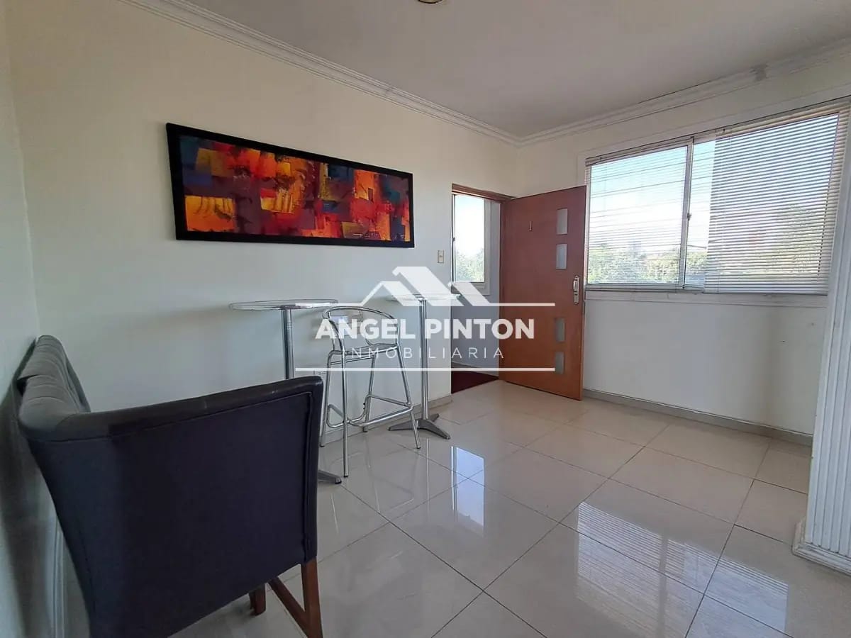 EDIFICIO COMERCIAL VENTA CIRCUNVALACIÓN 1 MARACAIBO VENEZUELA API 9035 - 5