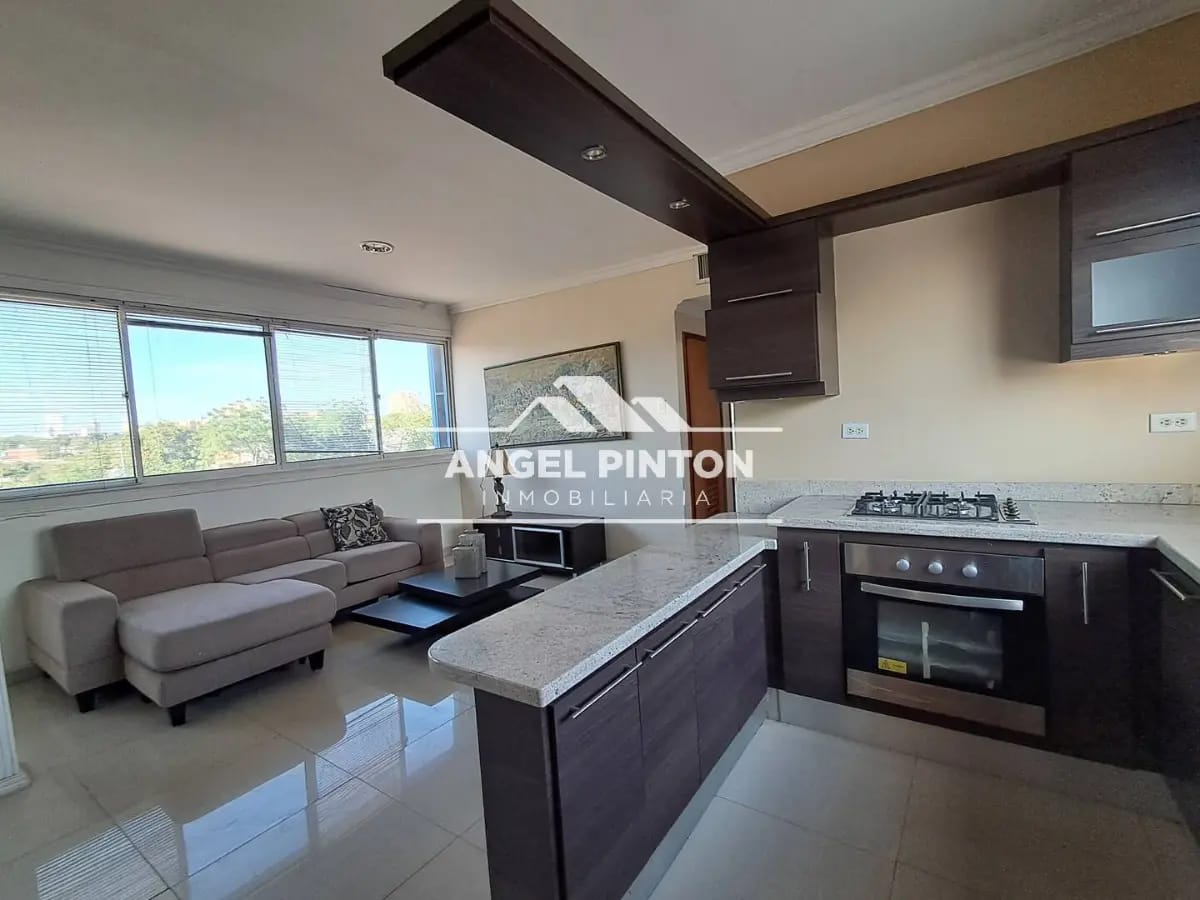 EDIFICIO COMERCIAL VENTA CIRCUNVALACIÓN 1 MARACAIBO VENEZUELA API 9035 - 6