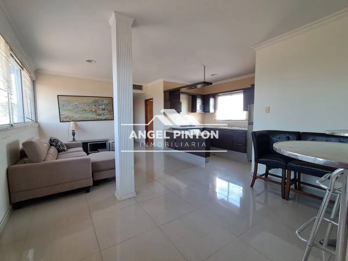 EDIFICIO COMERCIAL VENTA CIRCUNVALACIÓN 1 MARACAIBO VENEZUELA API 9035 - 10