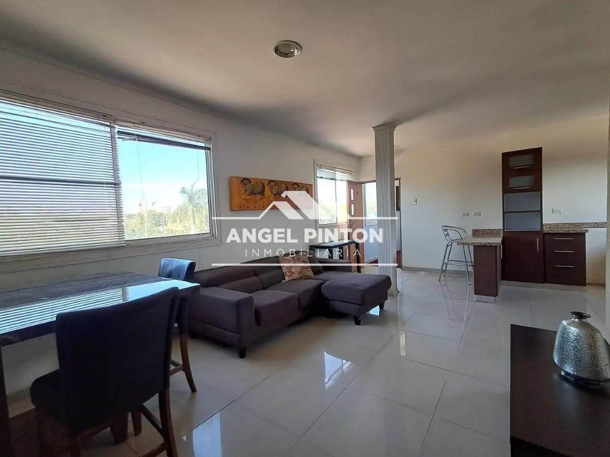 EDIFICIO COMERCIAL VENTA CIRCUNVALACIÓN 1 MARACAIBO VENEZUELA API 9035 - 12