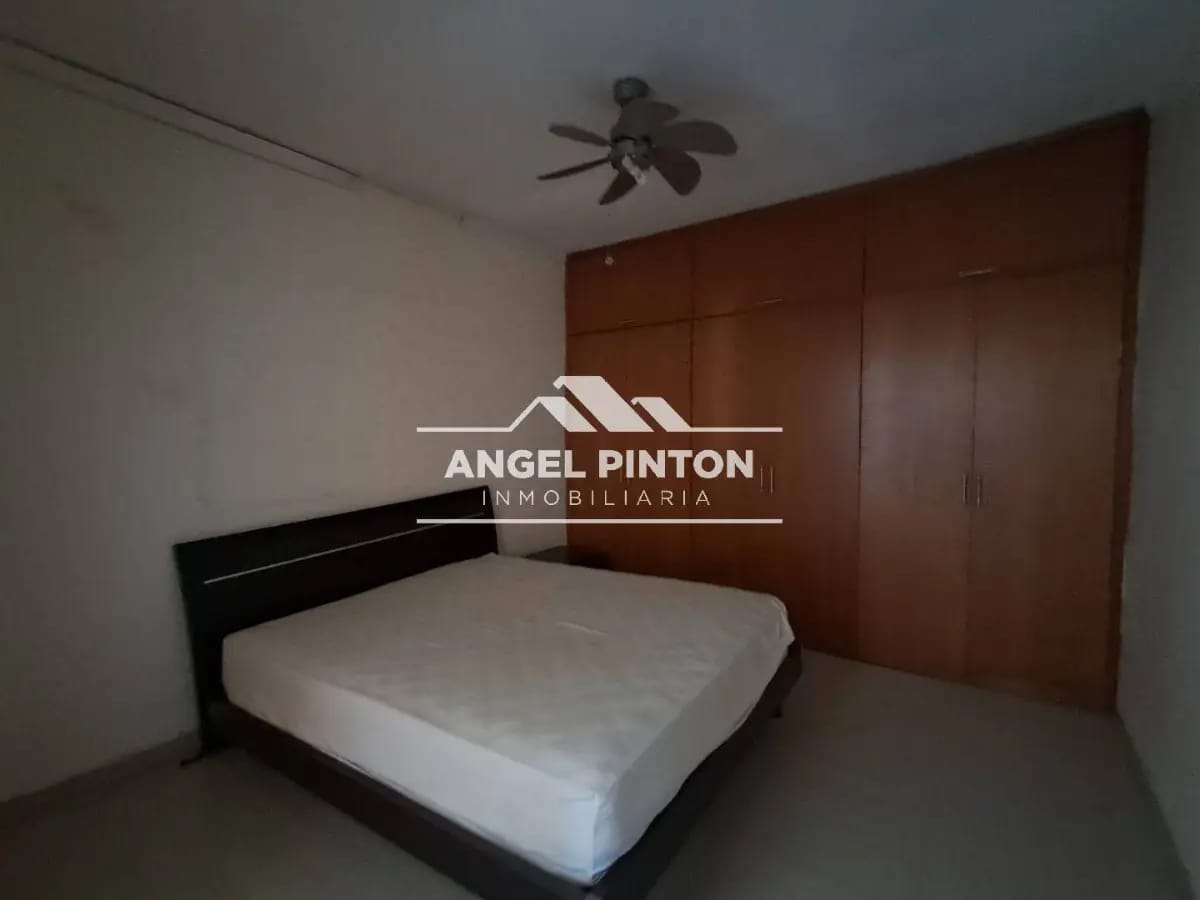 EDIFICIO COMERCIAL VENTA CIRCUNVALACIÓN 1 MARACAIBO VENEZUELA API 9035 - 13