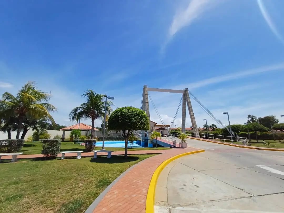 TOWNHOUSE VENTA VILLA MARACAIBO MARACAIBO VENEZUELA API 9192 - 22