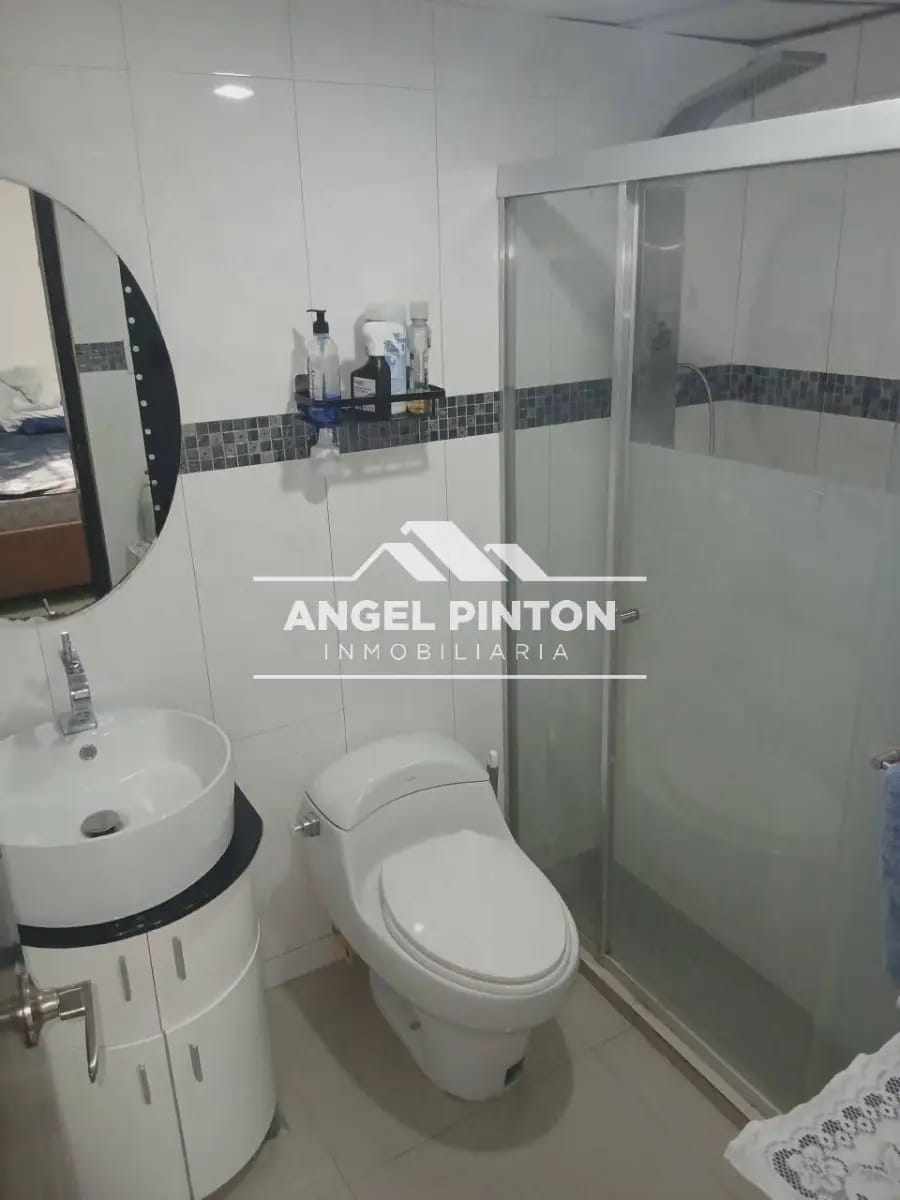 APARTAMENTO VENTA AV BELLA VISTA MARACAIBO VENEZUELA API 93310 - 9
