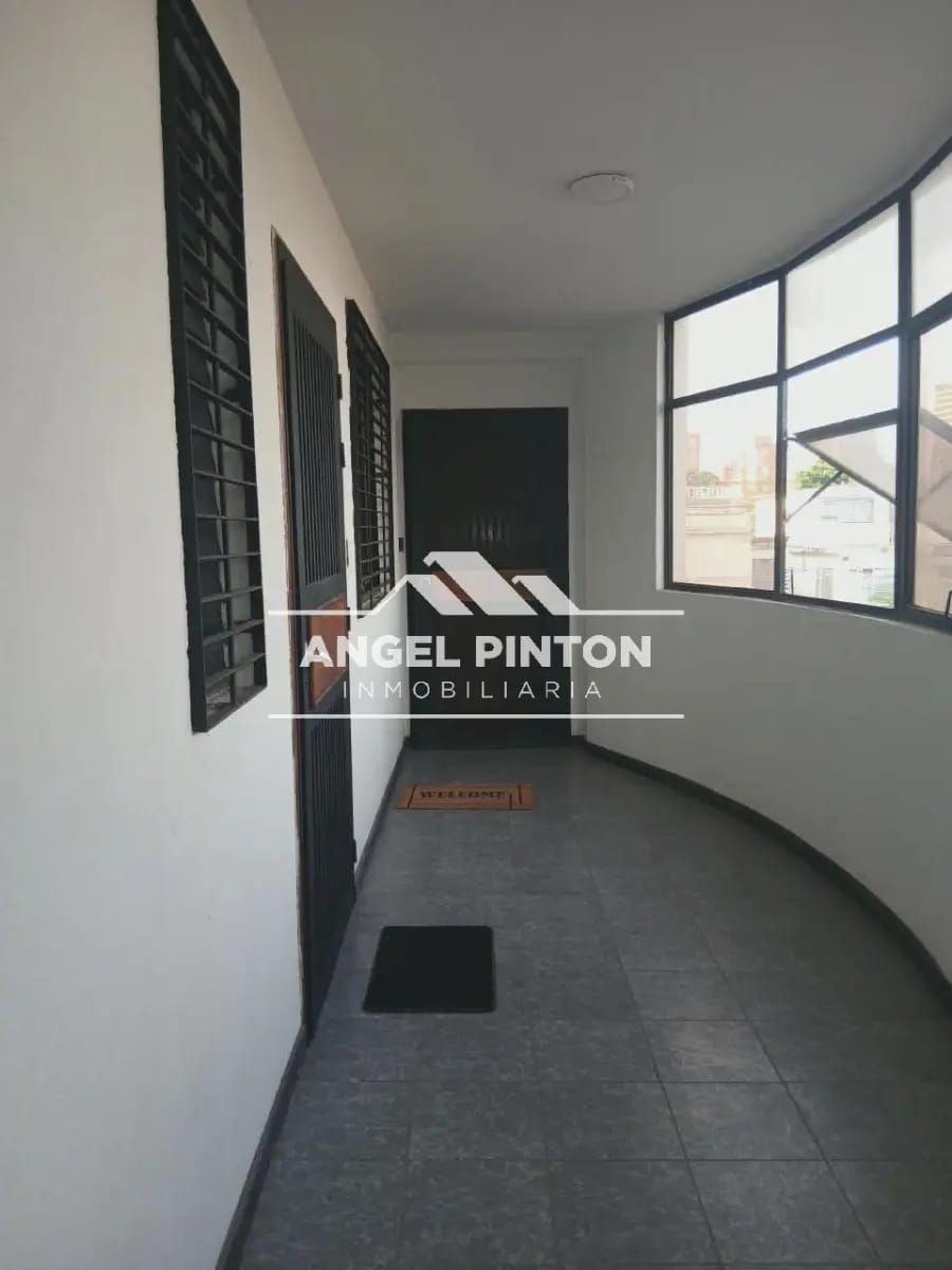 APARTAMENTO VENTA AV BELLA VISTA MARACAIBO VENEZUELA API 93310 - 11