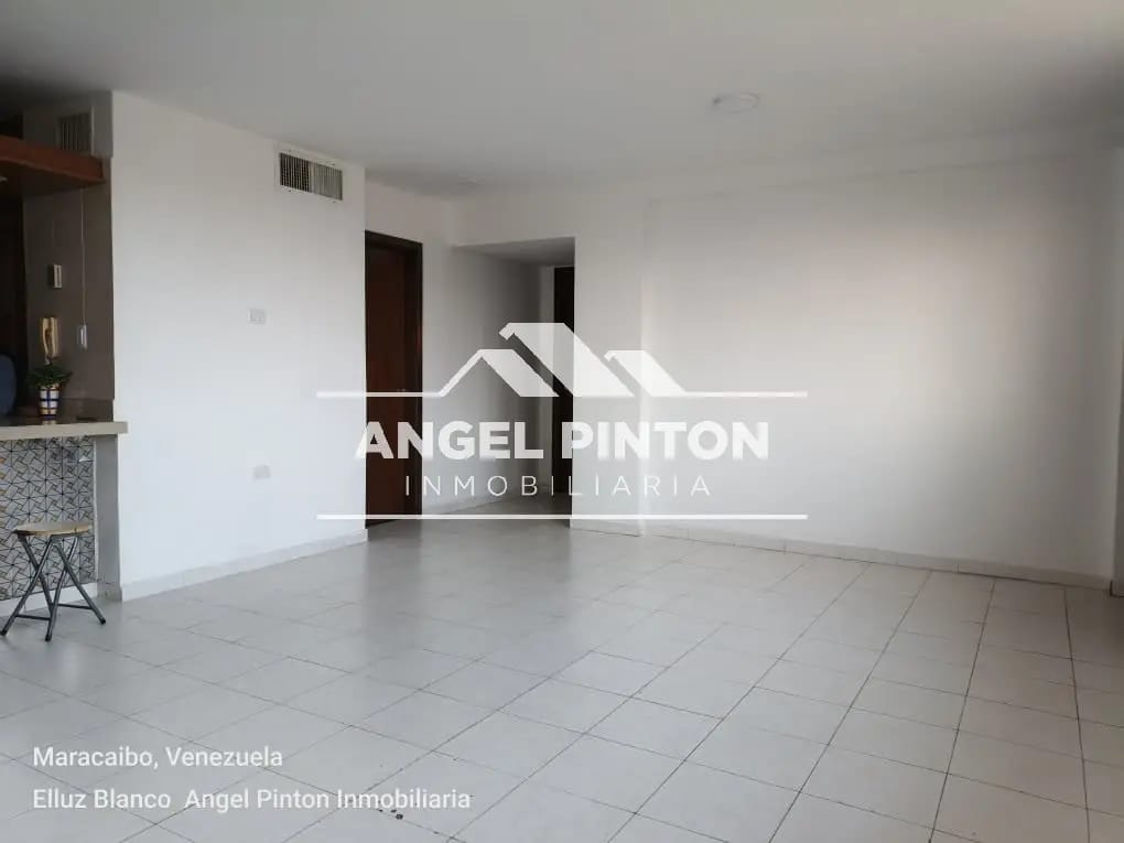 APARTAMENTO ALQUILER MILAGRO NORTE MARACAIBO VENEZUELA API 9427 - 2