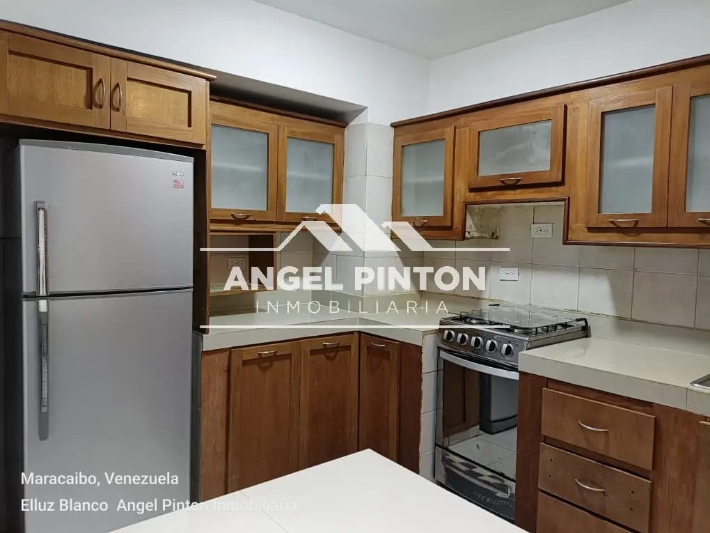 APARTAMENTO ALQUILER MILAGRO NORTE MARACAIBO VENEZUELA API 9427 - 4