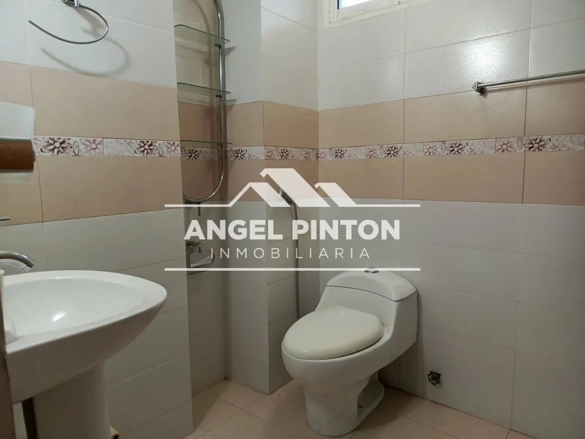 APARTAMENTO VENTA VALLE CLARO MARACAIBO VENEZUELA API 9422 - 9