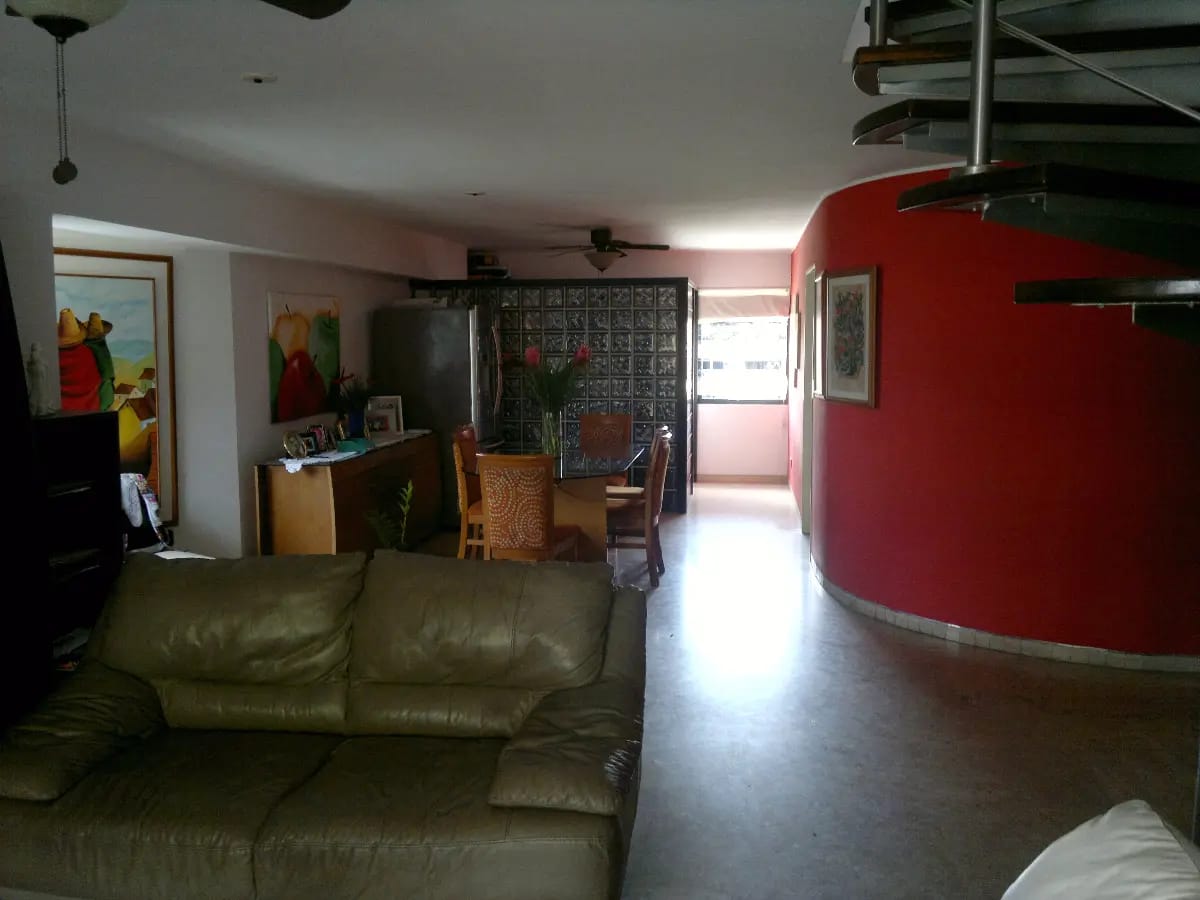 Hermoso apartamento PH en Campo Alegre Chacao - 7