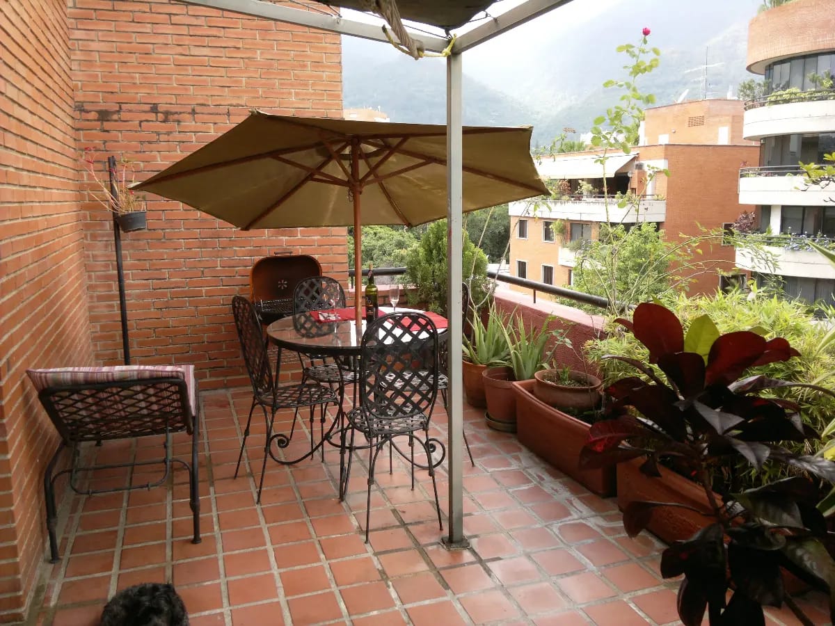 Hermoso apartamento PH en Campo Alegre Chacao - 16