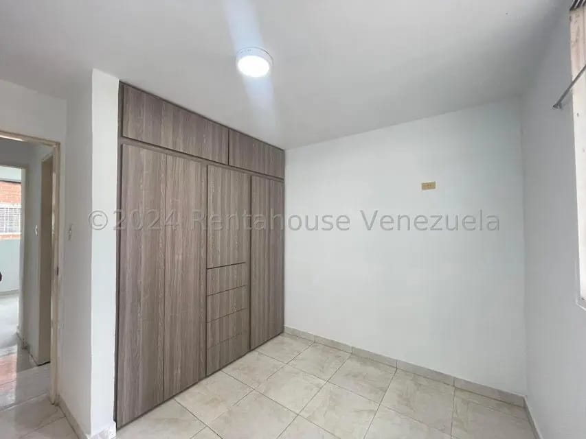 apartamento en pb en alquiler la ciudadela cagua con pozp de agua - 11