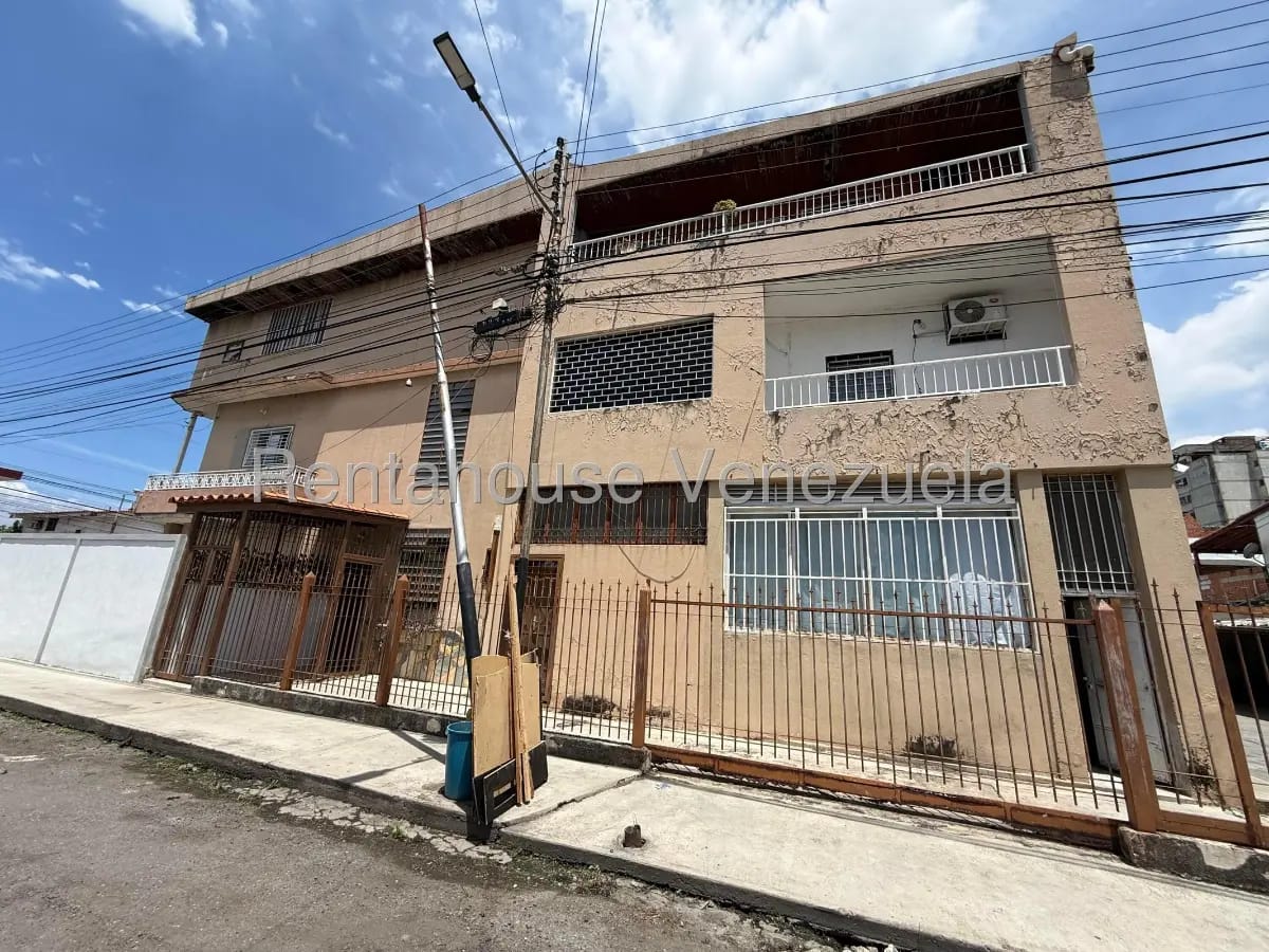 Apartamento en venta Urb Bermúdez Maracay