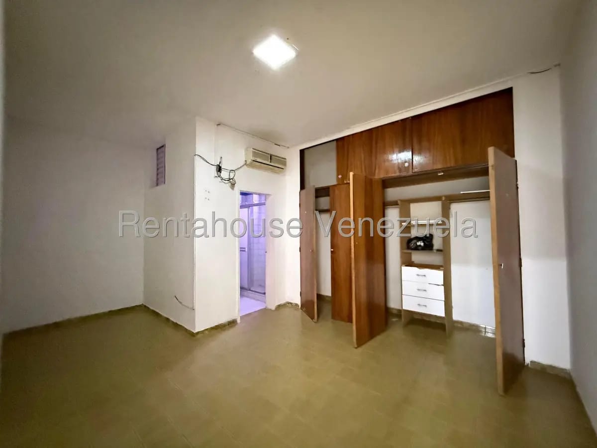 Apartamento en venta Urb Bermúdez Maracay - 11