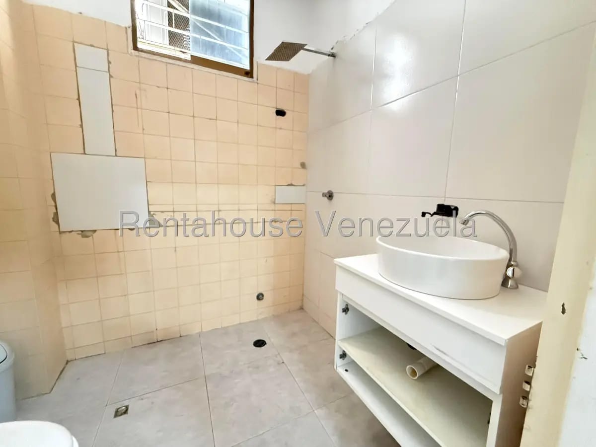 Apartamento en venta Urb Bermúdez Maracay - 13