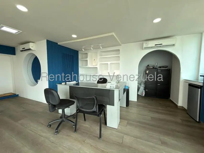 oficina moderna en venta torre arabica urb la arboleda maracay - 13