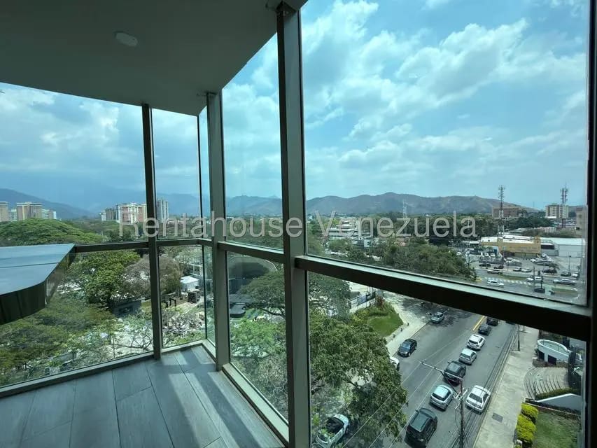 oficina moderna en venta torre arabica urb la arboleda maracay - 14